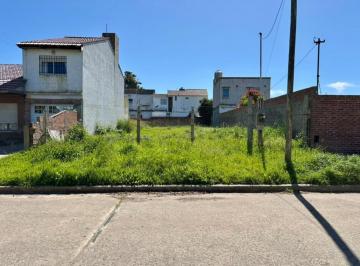 Terreno · 350m² · Lote en Venta! Faro Norte. Todos Los Servicios