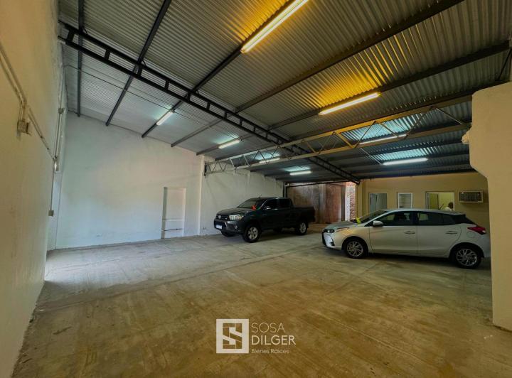 Bodega-Galpón · 170m² · 4 Ambientes