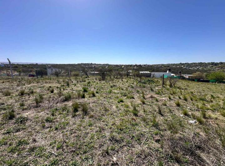 Terreno · 1050m²