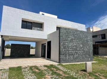 Foto · Duplex en Venta en Aires de La Campiña, Mendiolaza