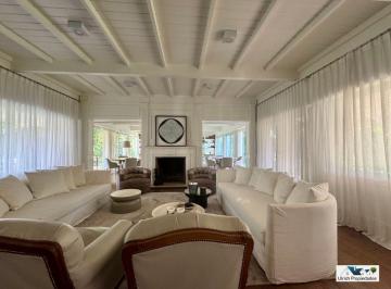 Casa de 8 ambientes, Pilar · Tortugas Country Club 4 Dorm Ulrich Propiedades