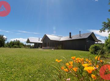 Casa · 193m² · 6 Ambientes · 2 Cocheras · Casa Barrio El Pegual, San Martín de Los Andes