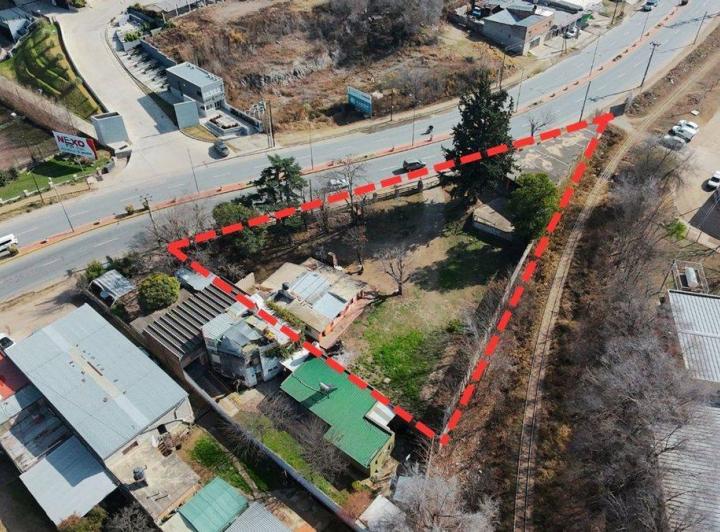Local comercial · 198m² · 2 Cocheras