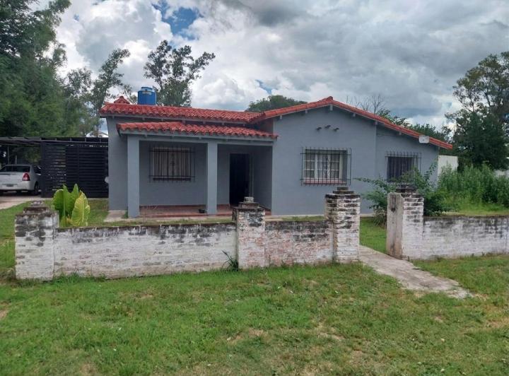 Casa · 249m² · 5 Ambientes · 2 Cocheras