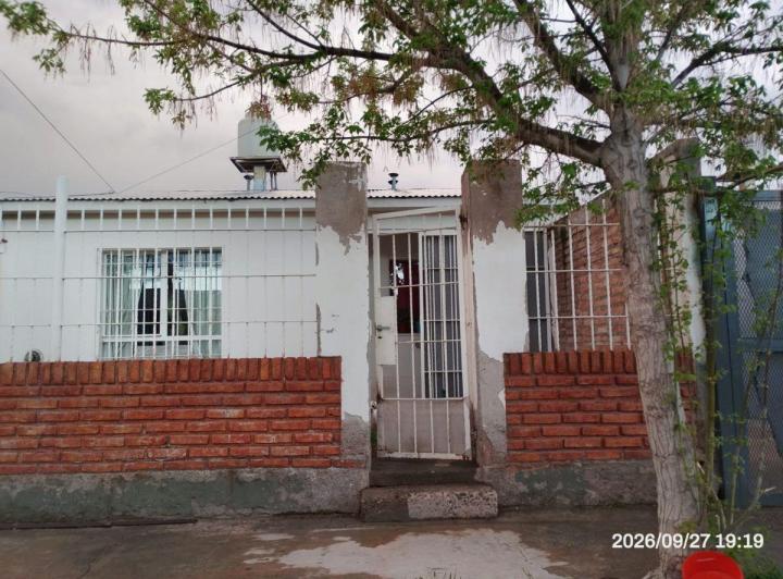 Casa · 60m² · 4 Ambientes · 1 Cochera
