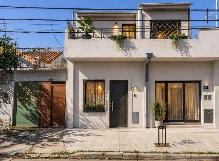 Casa · 260m² · 7 Ambientes · 1 Cochera