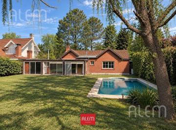 INCREIBLE PARQUE · Oportunidad! Casa en Venta en Echeverria del Lago - Canning