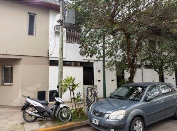 Casa · 55m² · 3 Ambientes · C/av y Est Duplex 2 Pl 2 Dor Patio