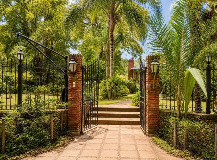 Casa · 230m² · 3 Dormitorios