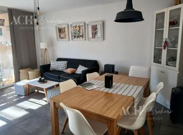 Departamento · 116m² · 5 Ambientes · 1 Cochera · Departamento Dúplex en Venta en San Isidro, G. B. a. Zona Norte, Argentina