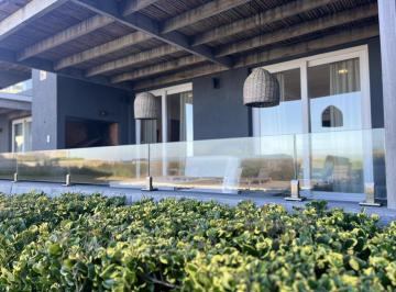 Departamento · 40m² · 2 Ambientes · Apartamento en Venta y Alquiler Palcos de Mar | 1 Dormitorio | Frente Al Mar | Montoya