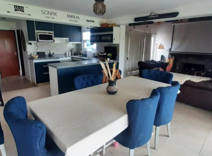 Casa · 135m² · 3 Ambientes · 1 Cochera