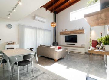 Casa · 180m² · 4 Ambientes · 2 Cocheras · Casa 3 Dorm. con Pileta en Venta en Sicardi