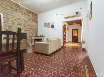Casa · 165m² · 6 Ambientes · 1 Cochera · 5 Entre 521 y 522 Tolosa, La Plata - Casa de Dos Dorm. Mas Departamento en Venta