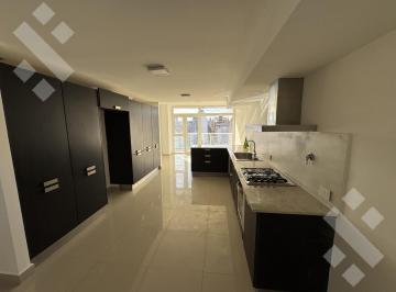 Departamento · 180m² · 5 Ambientes · 1 Cochera · Alquiler 3 Dorm. Bº Centro Este