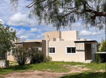 PH · 425m² · 5 Ambientes · 1 Cochera · Duplex en Venta Tres Dorm. - La Cuesta