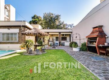 Casa · 104m² · 3 Ambientes · 3 Cocheras · Venta Casa 3 Ambientes Centro Villa Ballester
