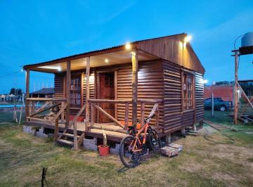 Quinta vacacional · 30m² · 2 Ambientes · 1 Cochera · Oportunidad Quinta con Cabaña de Madera Sustentable, Parque y Pileta, en Domselaar Venta