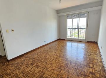 Departamento · 42m² · 2 Ambientes · Departamento 2 Ambientes con Balcón - Venta - Saavedra