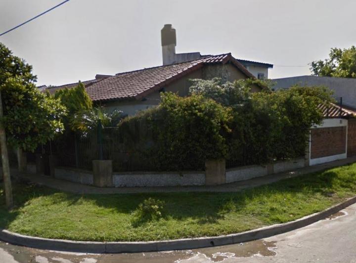 Casa · 162m² · 5 Ambientes · 1 Cochera