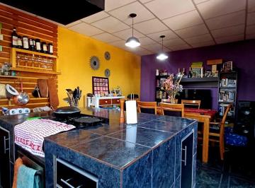 Casa de 4 ambientes, Morón · Casa 4 Ambientes + Local en Venta en Morón Permuta