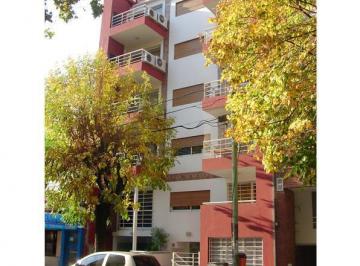 Departamento · 2 Ambientes · 1 Cochera · Semipiso Al Frente con Balcon con Parrilla. Cochera.