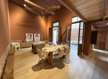 Casa · 130m² · 4 Ambientes · Casa en Venta, Pueyrredon 1300, Barrio Lourdes, Rosario, 3 Dorm. C/patio y Terraza