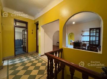 Local comercial · 150m² · 4 Ambientes · Exc. PH en Planta Alta con Playroom, Quincho y Terraza