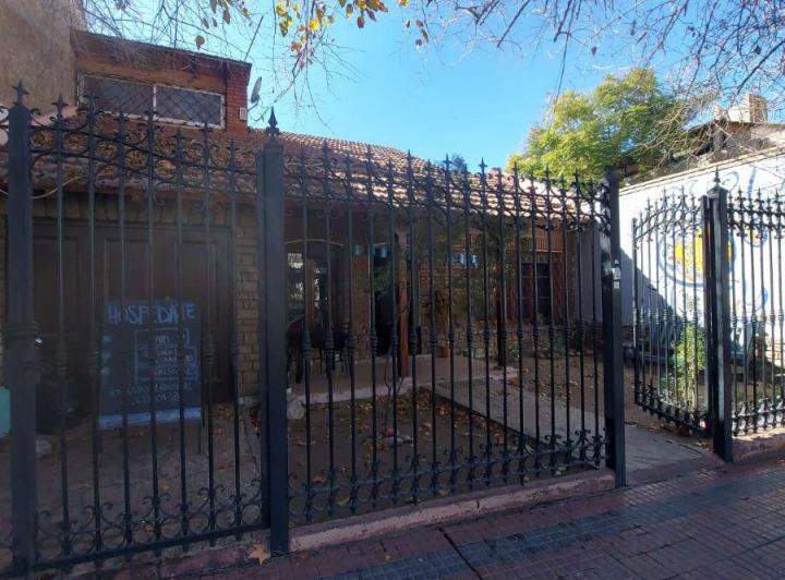 Local comercial · 800m² · 5 Ambientes · 1 Cochera