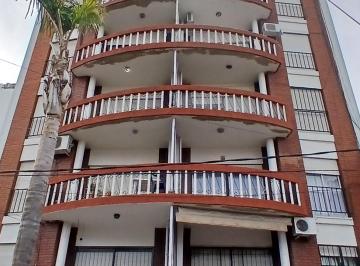 Departamento de 3 ambientes, La Matanza · Depto. Al Frente Raamos Mejia Centro de 3 Ambientes Muy Luminoso