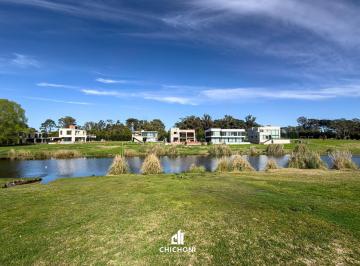 Terreno · 786m² · Venta - Lote 247 con Vista Al Lago - Barrio Privado Rumencó Joven