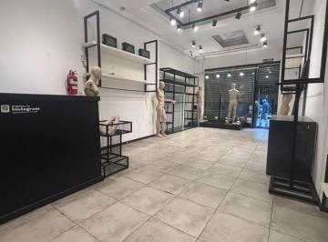 Local comercial · 92m² · 1 Ambiente · Local Sobre Av Santa Fe Apto Varios Rubros