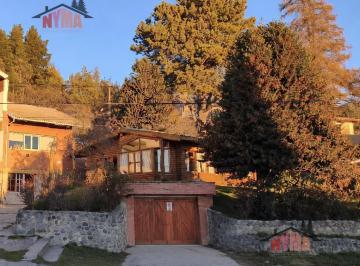 Casa · 147m² · 4 Ambientes · 1 Cochera · Casa Mas 2 Departamentos Sobre Av Bustillo Km 7,5 - Bariloche