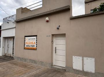 Departamento de 3 ambientes, La Matanza · PH de 3 Ambientes con Patio, Lavadero y Amplia Terraza