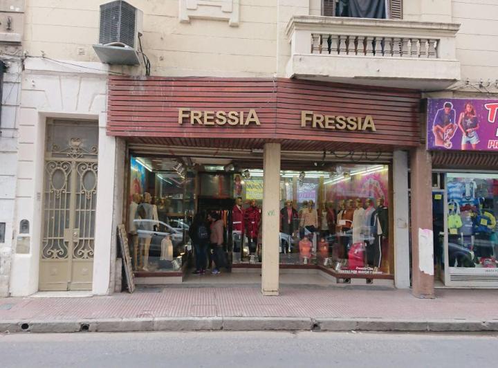 Local comercial · 120m² · 4 Ambientes