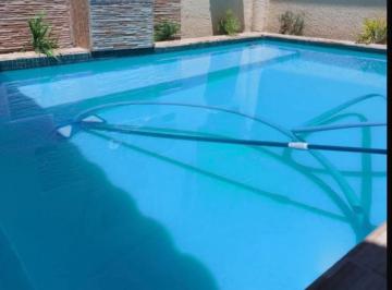 Casa · 160m² · 4 Ambientes · 2 Cocheras · Casa - Venta - Banfield
