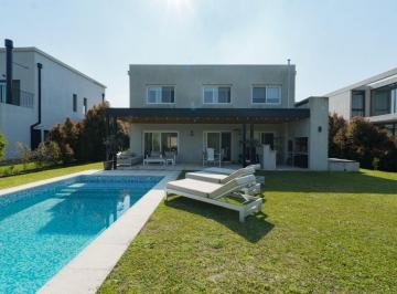 Casa · 202m² · 5 Ambientes · Casa en Venta Barrio Acacias en Puertos Escobar