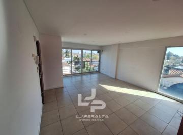 Departamento de 2 ambientes, Ituzaingó · Alquiler Departamento 2 Ambientes con Cochera en Ituzaingó Centro