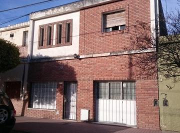 Casa de 4 ambientes, Córdoba · Venta Casa 2 Dorm. a Refaccionar Colon