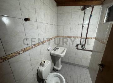 Casa · 200m² · 3 Ambientes · 2 Cocheras · Casa en Venta en Lomas de Zamora + Local Comercial