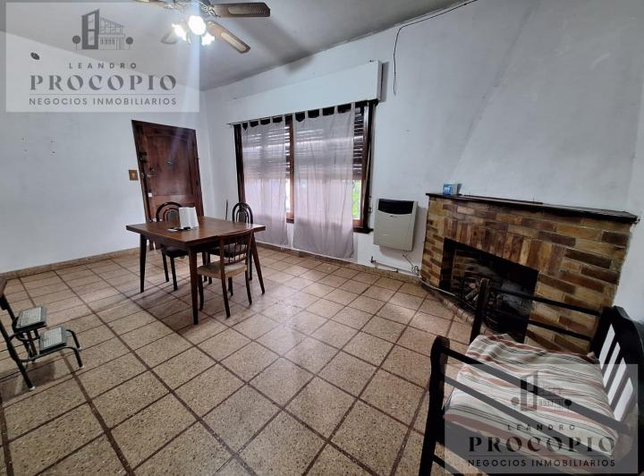 Casa · 150m² · 5 Ambientes · 1 Cochera