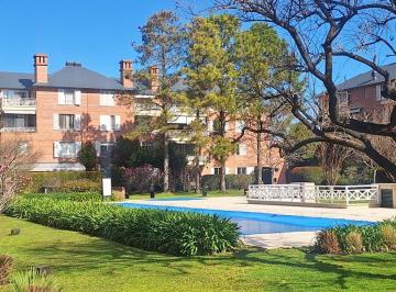 Departamento · 147m² · 4 Ambientes · 2 Cocheras · Lindisimo Departamento en Duplex con Jardin Propio en Venta en Condominio Jardines de San Isidro