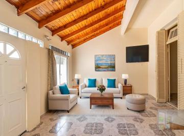 PH · 96m² · 4 Ambientes · Alquiler. Casa. 4 Ambientes. Terraza. Lote Propio. Reciclada. Villa Pueyrredón