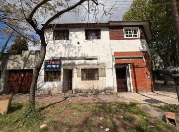 PH 202m² Venta Lanús Este · En Buena Ubicacion PH Tipo Duplex Al Fte 4 Amb con Cochera y Patio en Lanus