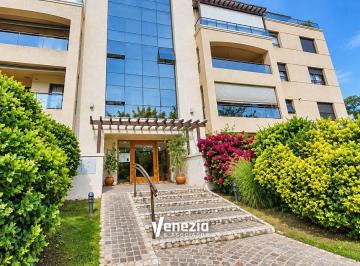 Departamento de 4 ambientes, Córdoba · Venta - Departamento 3 Dorm. de Categoría en Casonas del Norte