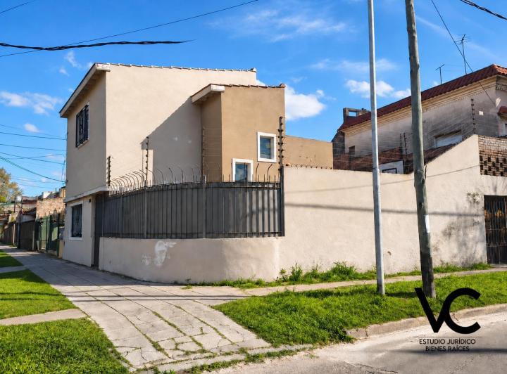 Casa · 151m² · 4 Ambientes · 1 Cochera
