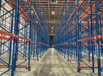 Agustin Mieres Negocios Inmobiliarios · Nave 5.000 m² C/ Temperatura Controlada Racks