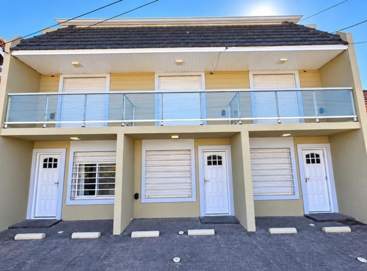 Casa · 120m² · 7 Ambientes