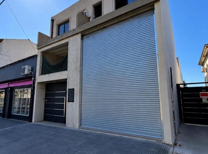 Local comercial · 74m²