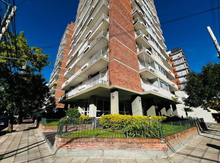 Departamento · 62m² · 3 Ambientes · 1 Cochera